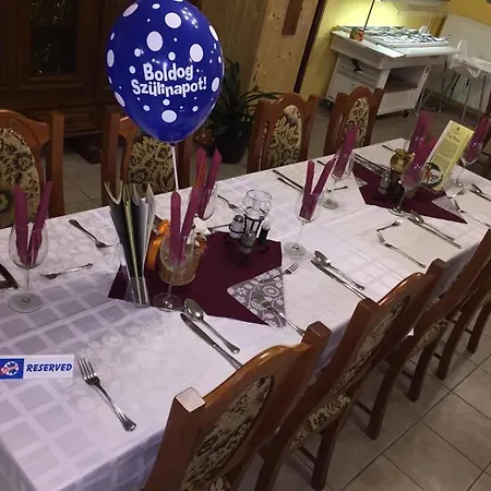 Motel Diofa Ettrerem Es Panzio *