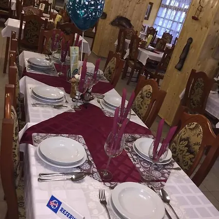 Diofa Ettrerem Es Panzio Szekszárd